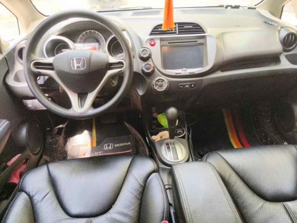 [济南·鲁A] 二手本田飞度2011款 1.5L 自动豪华版