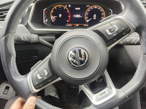 [上海·沪C] 二手大众途观L2020款 330TSI 自动两驱R-Line旗舰版 国VI