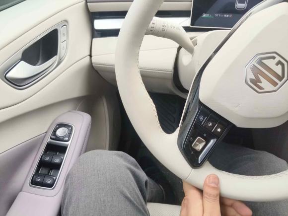 [上海·沪A] 二手名爵MG42026款 半固态安芯版