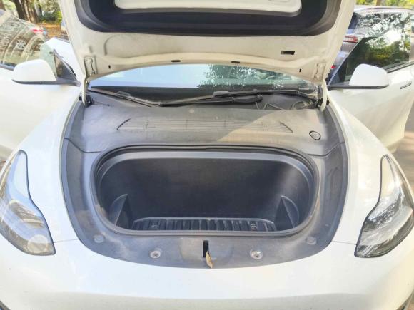 [佛山·粤A] 二手特斯拉Model Y2022款 改款 后轮驱动版