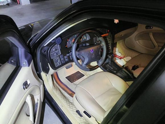 [上海·沪C] 二手萨博Saab 9-52004款 2.3T AERO