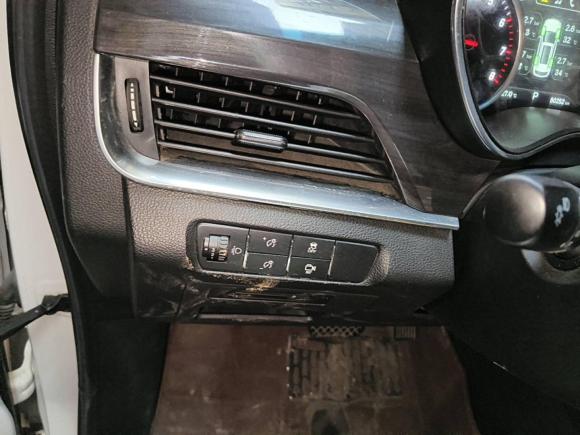 [深圳·豫Q] 二手宝骏宝骏5602017款 1.5T DCT旗舰型 7座