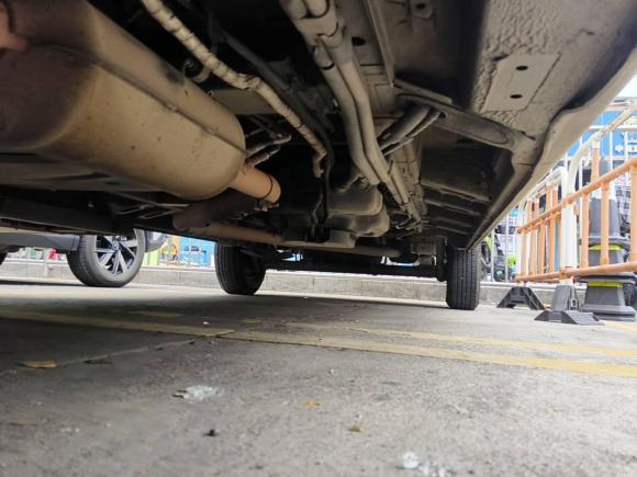 [深圳·粤B] 二手上汽大通MAXUS新途V802019款 2.0T Plus 6挡手动商旅版加长轴中顶17/18座