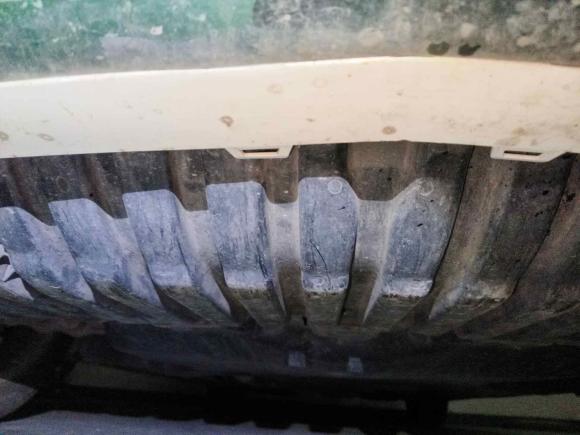 [合肥·皖A] 二手奔驰奔驰C级2018款 C 200 L 运动版