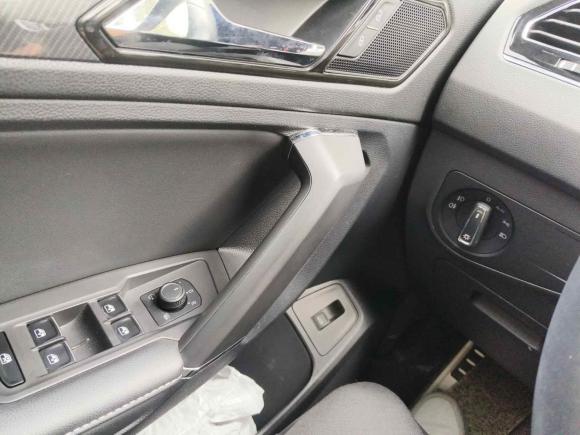 [上海·沪C] 二手大众途观L2020款 330TSI 自动两驱R-Line旗舰版 国VI