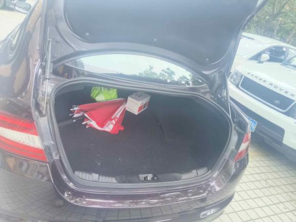 [深圳·粤B] 二手捷豹捷豹XF2012款 XF 3.0L V6风华版