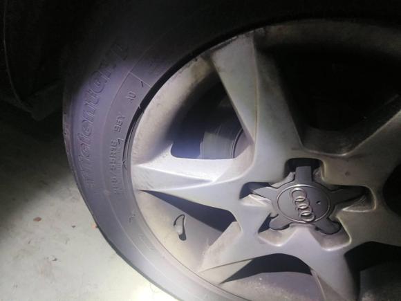 [上海·沪K] 二手奥迪奥迪A6L2010款 2.0 TFSI 手动标准型