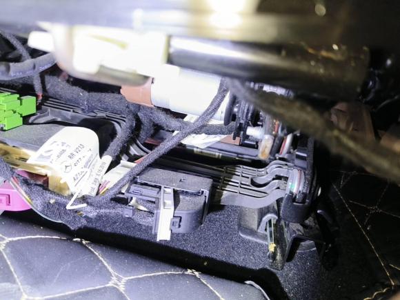 [深圳·粤B] 二手奔驰奔驰E级2016款 E 200 L 运动型