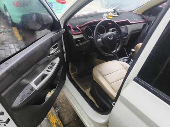 [上海·鲁D] 二手五菱汽车五菱宏光2019款 1.5L S舒适型国VI LAR