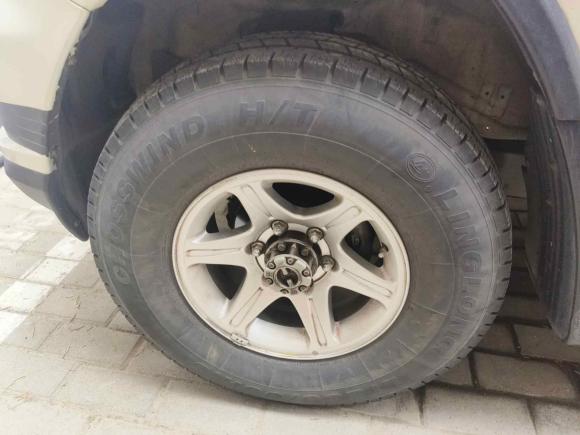 [西安·陕A] 二手猎豹汽车猎豹Q62015款 2.4L 手动四驱卓越型