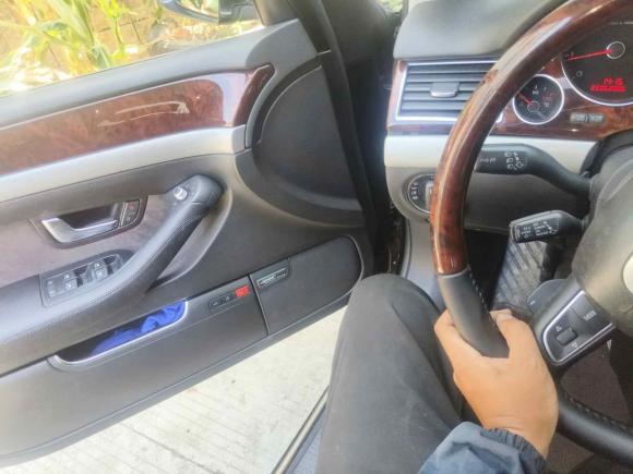 [宁波·浙B] 二手奥迪奥迪A82009款 A8L 2.8 FSI 标准型