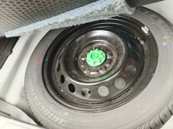 [成都·川A] 二手丰田卡罗拉2016款 双擎 1.8L E-CVT精英版