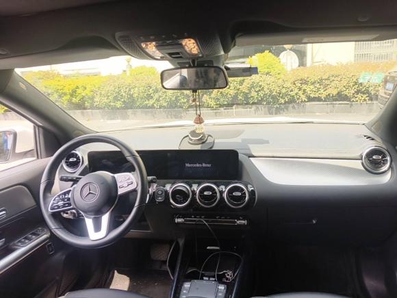 [上海·沪C] 二手奔驰奔驰GLA2022款 GLA 180