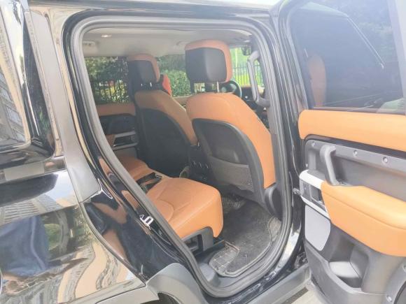 [广州·粤A] 二手路虎路虎卫士2023款 130 3.0T P400 HSE