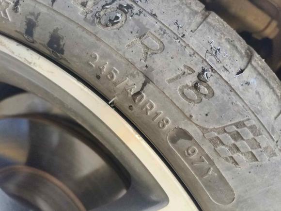 [广州·粤S] 二手奥迪奥迪A4L2022款 40 TFSI 时尚动感型