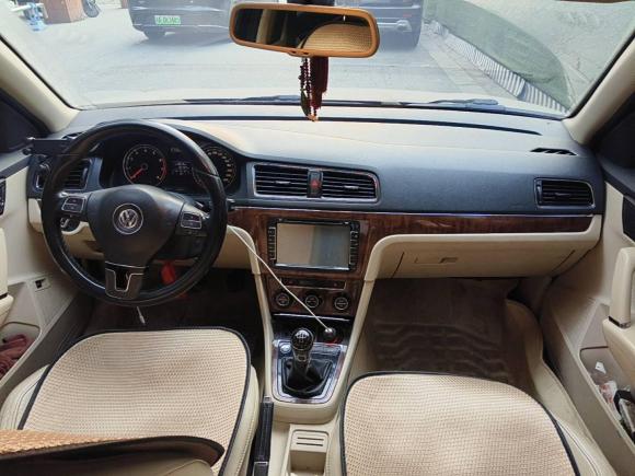 [成都·川B] 二手大众朗逸2013款 1.4TSI 手动豪华版