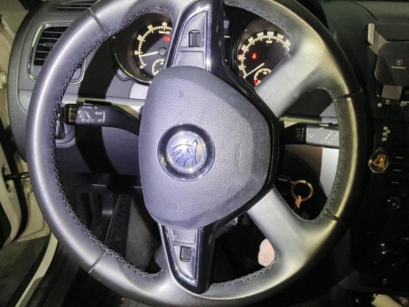 [成都·川A] 二手斯柯达Yeti2014款 1.4TSI 手动极地版