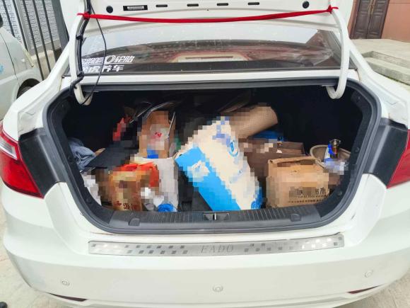 [西安·陕A] 二手长安逸动2015款 1.6L 手动豪华型 国V