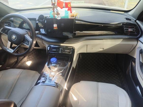 [青岛·鲁B] 二手比亚迪秦PLUS2024款 荣耀版 DM-i 55KM领先型