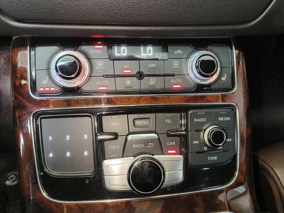 [常州·苏D] 二手奥迪奥迪A82013款 A8L 45 TFSI quattro舒适型