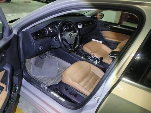 [上海·沪C] 二手大众帕萨特2016款 330TSI DSG御尊版