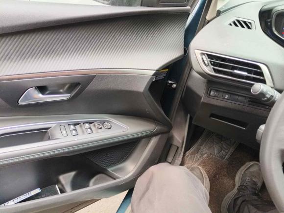 [成都·川Q] 二手标致标致50082021款 400THP 5座实力版