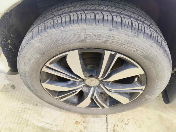 [上海·沪C] 二手比亚迪比亚迪S72017款 2.0T 自动尊贵型