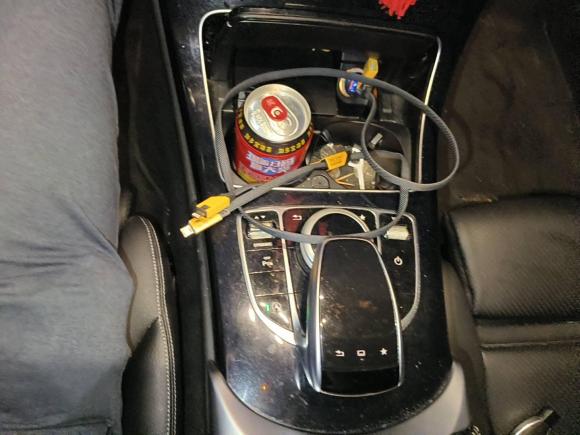 [上海·沪B] 二手奔驰奔驰C级2015款 C 200 运动版 4MATIC