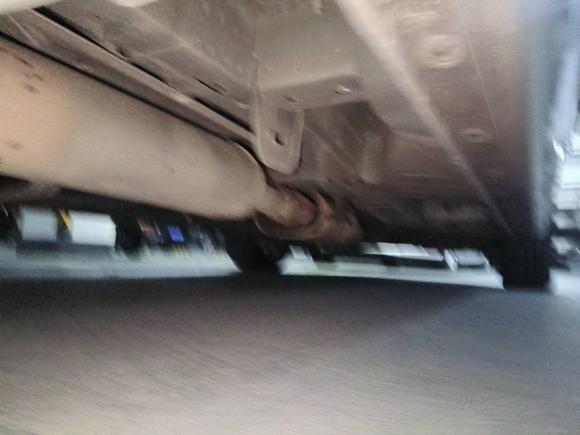 [南京·苏A] 二手别克别克GL82013款 2.4L CT豪华商务舒适版