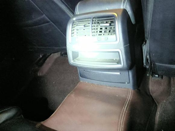 [上海·苏H] 二手奥迪奥迪A6L2018款 30周年年型 TFSI 进取型