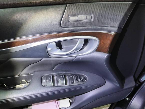 [深圳·粤B] 二手英菲尼迪英菲尼迪M系2012款 M25L 雅致版