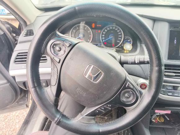 [广州·粤A] 二手本田歌诗图2016款 2.4L 豪华版