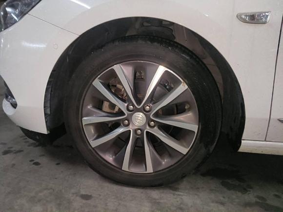 [上海·沪B] 二手别克别克GL62018款 18T 6座豪华型