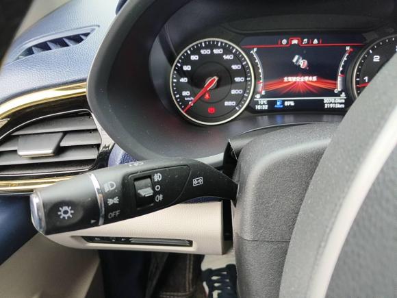 [金华·浙G] 二手福田大将军G92021款 2.5T装甲大将军手动两驱休闲版尊享型长箱JE4D25Q6A