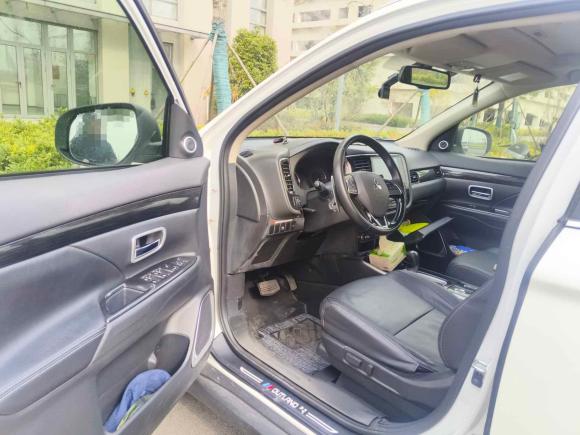 [常州·苏D] 二手三菱欧蓝德2018款 2.4L 四驱精英版 5座