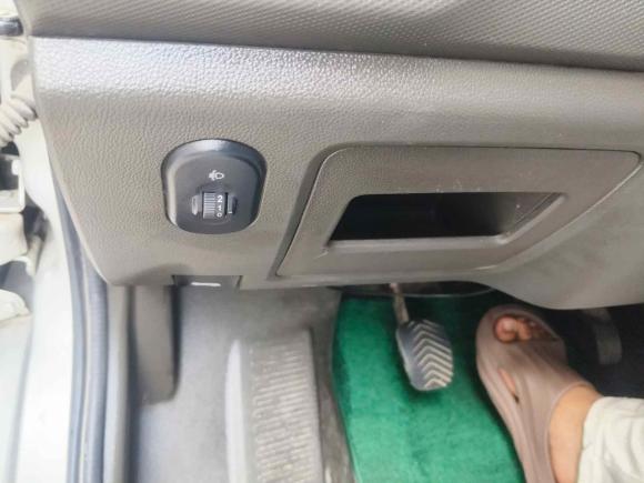 [义乌·浙G] 二手五菱汽车五菱荣光新卡2019款 1.5L双排国VI L3C