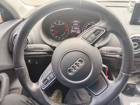 [苏州·苏E] 二手奥迪奥迪A32016款 Limousine 35 TFSI 领英型