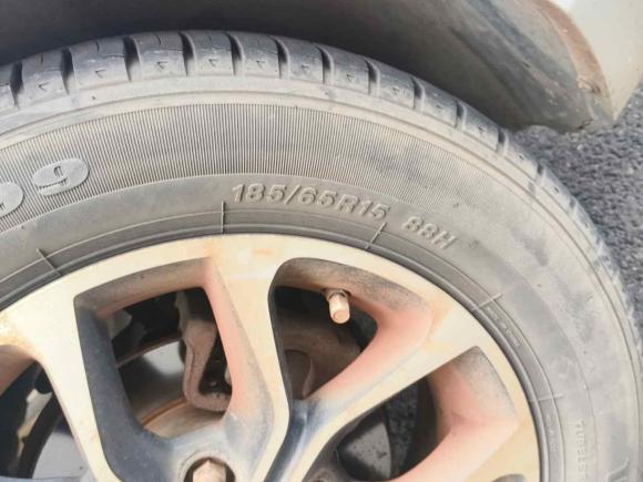 [武汉·鄂A] 二手长安凯程长安欧尚A6002016款 1.5L 手动豪华型7座