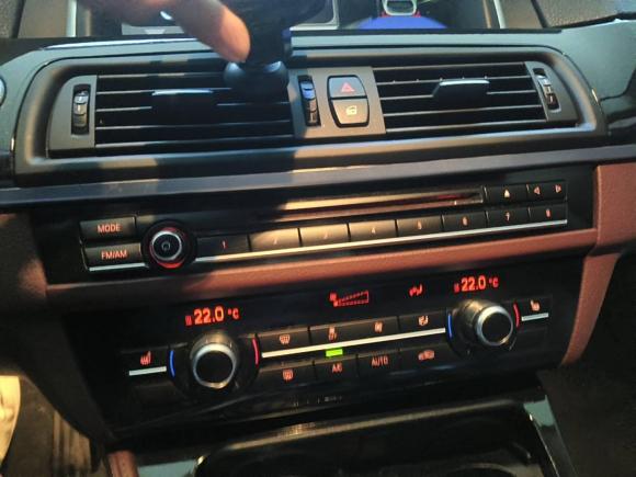 [广州·津K] 二手宝马宝马5系2017款 520Li 典雅型