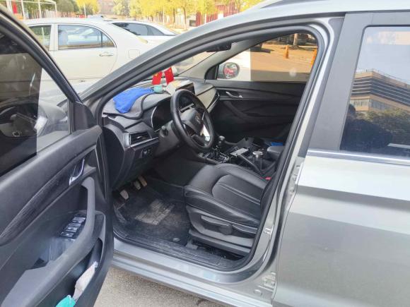 [武汉·鄂F] 二手宝骏宝骏3602018款 1.5L 手动精英型 国V