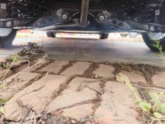 [青岛·鲁B] 二手荣威荣威D72025款 DMH 125km 世界冠军版