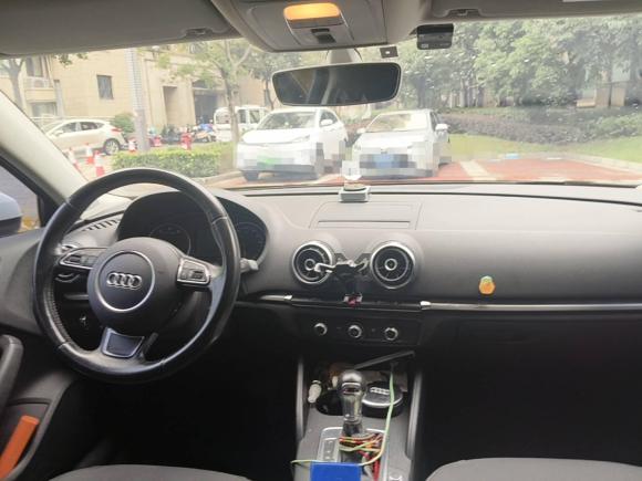 [苏州·苏E] 二手奥迪奥迪A32016款 Limousine 35 TFSI 领英型