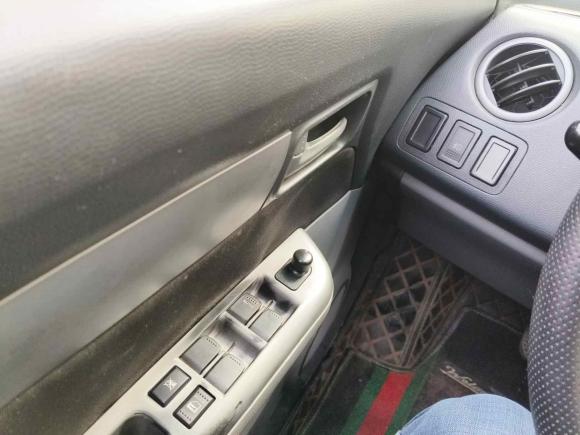 [西安·陕A] 二手铃木雨燕2011款 1.5L 自动运动版