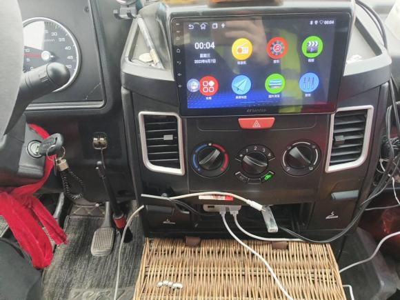 [嘉兴·豫V] 二手依维柯依维柯得意2022款 2.5T A37 M1客车 5-9座长轴中顶双胎手动门