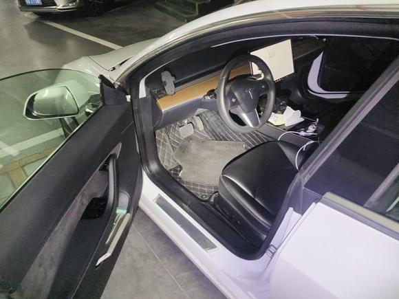 [佛山·粤A] 二手特斯拉Model 32019款 标准续航后驱升级版