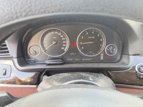 [无锡·苏B] 二手宝马宝马5系2014款 528Li 豪华设计套装