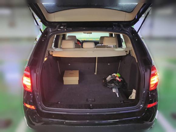 [武汉·鄂A] 二手宝马宝马X32016款 sDrive20i