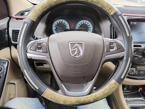 [义乌·浙G] 二手宝骏宝骏7302015款 1.8L 手动豪华导航ESP版 7座