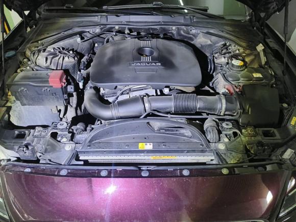 [苏州·浙A] 二手捷豹捷豹XF2016款 XF 2.0T 两驱R-Sport运动版