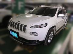 [武汉·鄂A] Jeep自由光2017款 2.0L 优越版